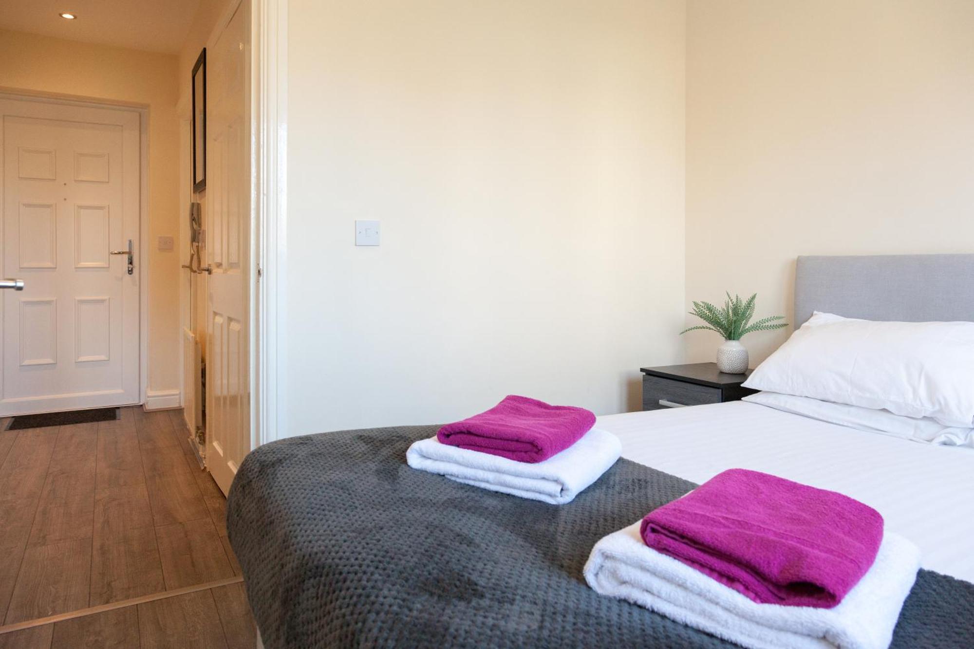 Pinfold Court Apartments Knowsley Zewnętrze zdjęcie